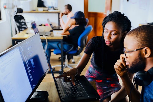 young CEOs working in a startup hub