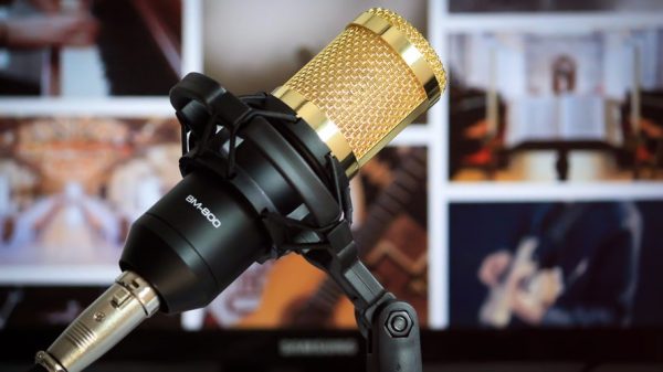 microphone for podcast an online business that pays daily