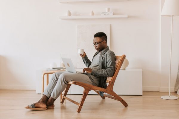 Young man attends Best online universities for students in Nigeria